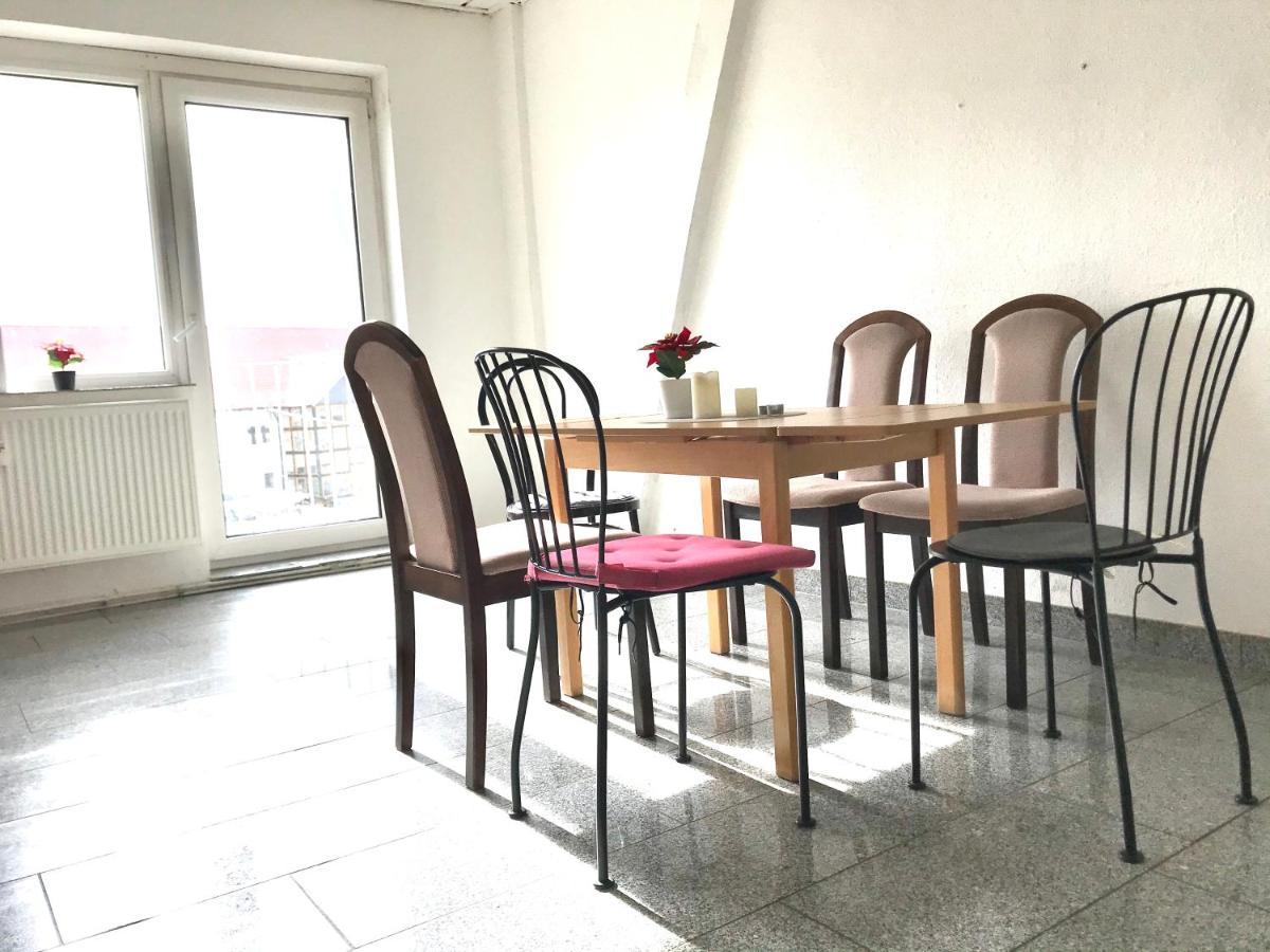 #World Monteurzimmer シュクロイディッツ エクステリア 写真